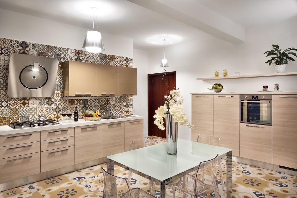 Caruso 2 By Villasandco Rentalsorrento Exterior foto